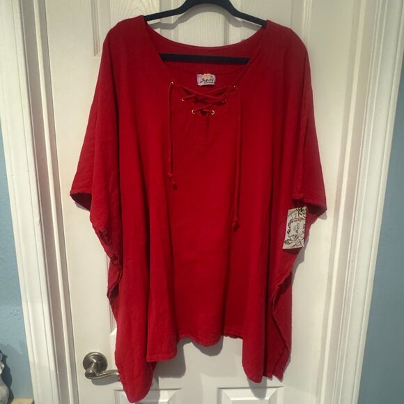 NWT DUNES PLUS SIZE BAT WING PONCHO TOP - Picture 1 of 3